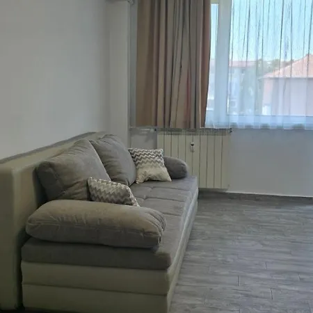 Apartment щастлив дом *