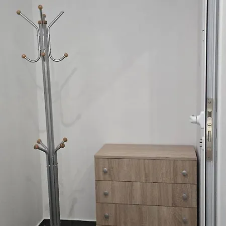 щастлив дом Apartment *
